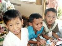 Young Kelabit children of today (94Kb)